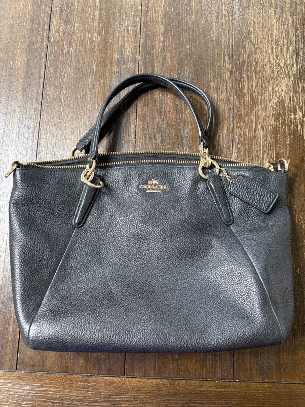Coach Small Kelsey Satchel in pebble leather